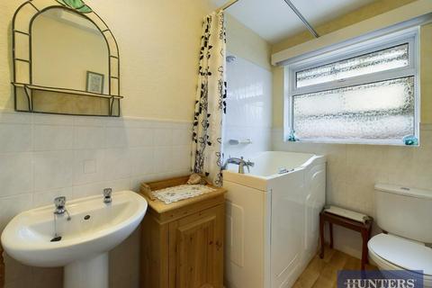 2 bedroom semi-detached bungalow for sale - Collingham Way, Filey