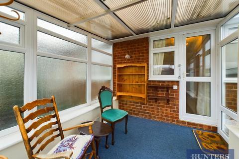 2 bedroom semi-detached bungalow for sale - Collingham Way, Filey