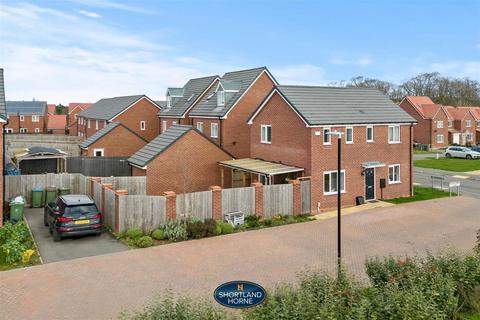 2 Beachcomber Close, Coventry, CV3 3JW