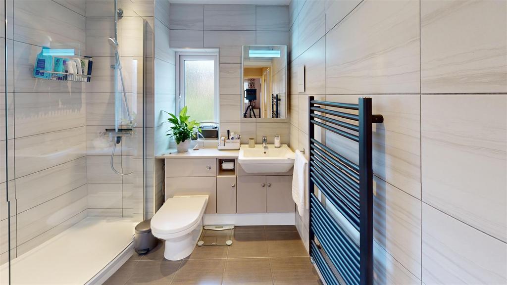 Brackenley-Close-Bathroom.jpg