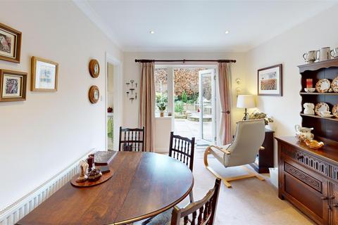 7 Brackenley Close, Embsay, Skipton, BD23 6PY