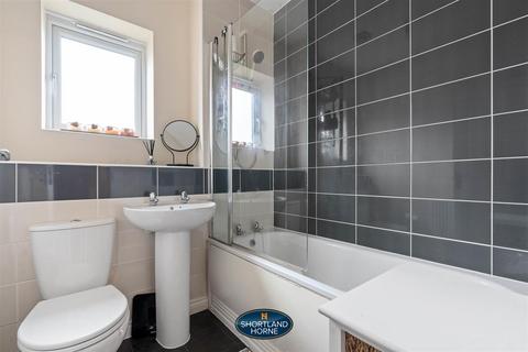 34 Lyons Drive, Coventry, CV5 9PP
