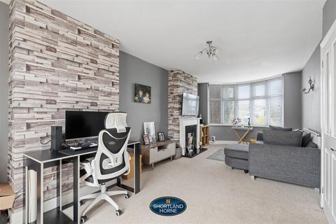 219 Hipswell Highway, Coventry, CV2 5FN