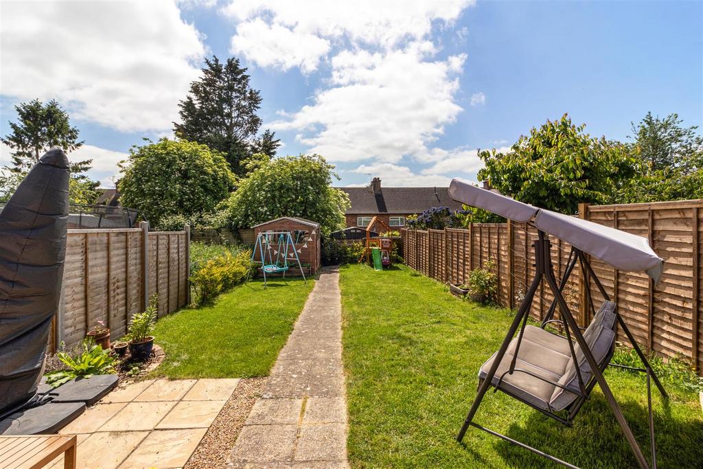 Audley Avenue, Tonbridge TN9 3 bed end of terrace house £460,000
