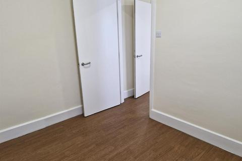 2 bedroom house to rent - Lavender Crescent, St Albans