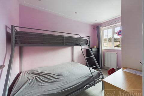 23 Aldrich Crescent, New Addington, Croydon, CR0 0NP