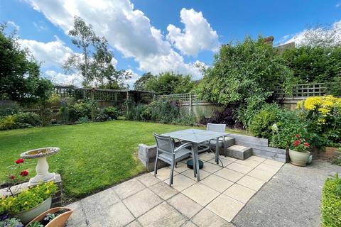 3 bedroom semi-detached house for sale, The Wickets, Weald TN14