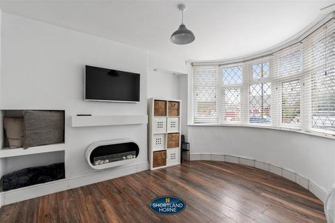 98 Duncroft Avenue, Coventry, CV6 2BW