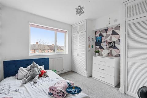 98 Duncroft Avenue, Coventry, CV6 2BW