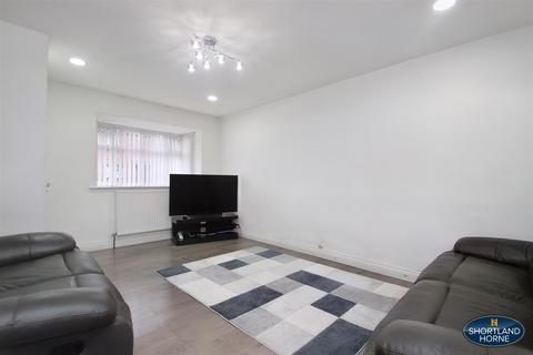 3 bedroom semi-detached house for sale, Sundew Street, Wood End, Coventry, CV2 1SY