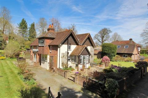 4 bedroom semi-detached house for sale, Doubleton Lane, Penshurst TN11