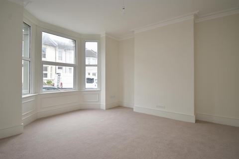 4 bedroom terraced house to rent - St. Thomas's Road, Hastings TN34
