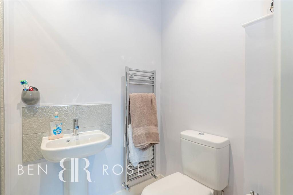 Master Ensuite