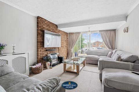 24 Jacklin Drive, Coventry, CV3 6QG
