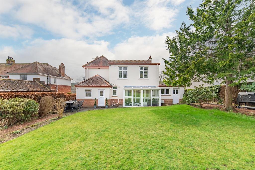 Allendale Road, Hexham NE46 5 bed detached house for sale £695,000