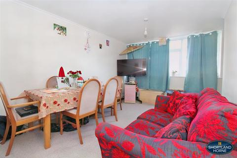 2 bedroom maisonette for sale, Darnford Close, Coventry CV2