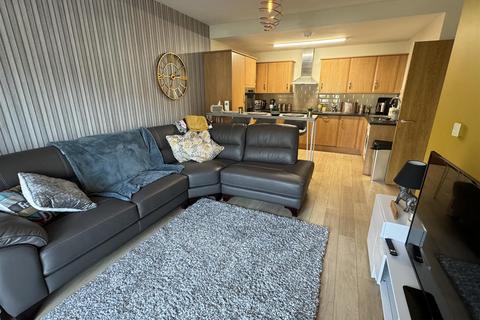 2 bedroom apartment for sale - Mariners Court, Lamberts Road, Marina, Swansea