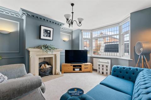 16 Alfriston Road, Coventry, CV3 6FH
