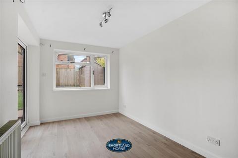 83 Mount Nod Way, Coventry, CV5 7HB