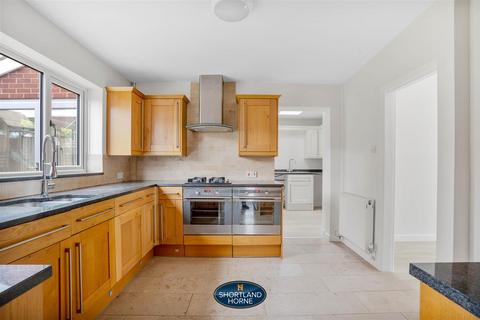 83 Mount Nod Way, Coventry, CV5 7HB