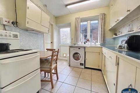 48 Charter Avenue, Coventry, CV4 8GE