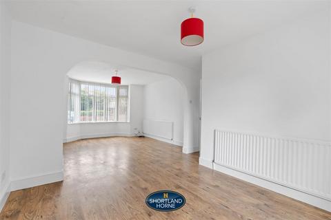 8 Batemans Acre South, Coventry, CV6 1BE