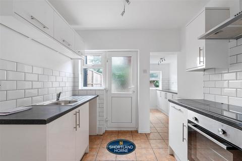 8 Batemans Acre South, Coventry, CV6 1BE