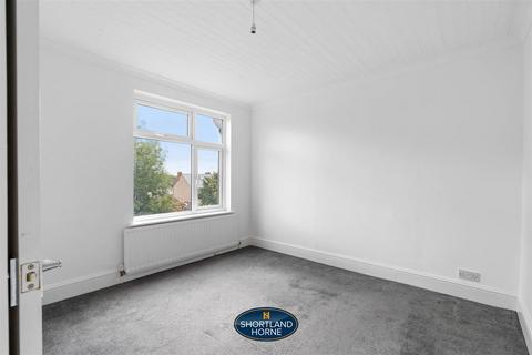 8 Batemans Acre South, Coventry, CV6 1BE