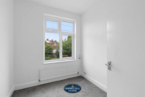 8 Batemans Acre South, Coventry, CV6 1BE