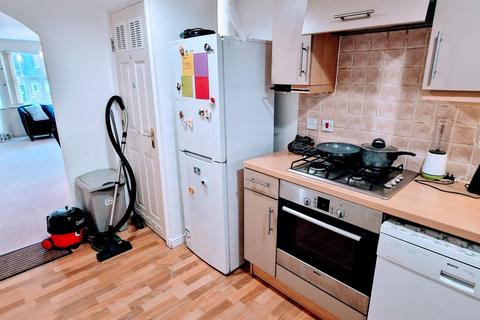 2 bedroom apartment for sale, Barkers Butts Lane, Coventry CV6