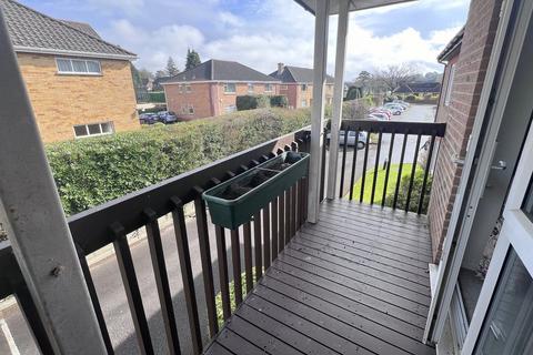 1 bedroom retirement property for sale, Fernlea Avenue, Ferndown, BH22