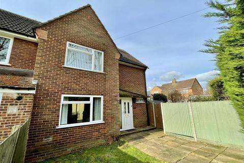 3 bedroom semi-detached house for sale, Elm Grove, Hildenborough TN11