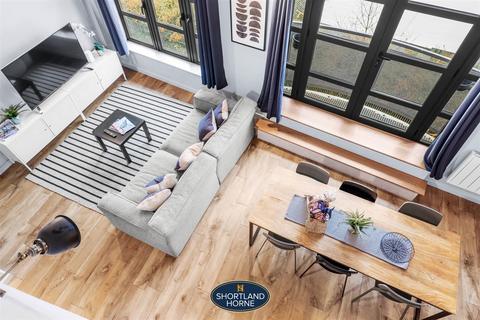 Flat 21, Bishopsgate House, 21 Aldbourne Road, Coventry, CV1 4BA