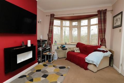112 Droppingwell Road, Rotherham, S61 2DJ