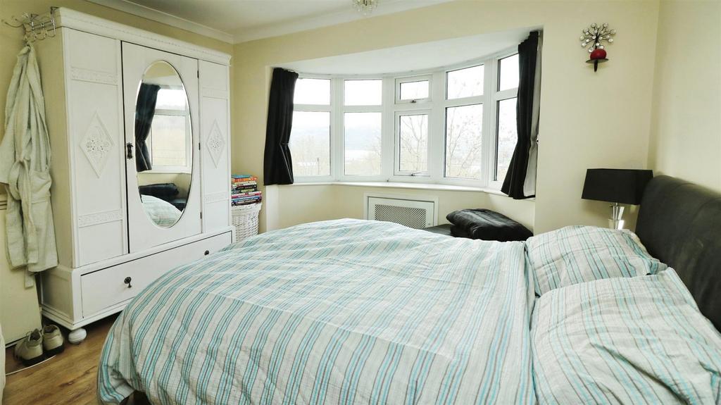 Front bedroom