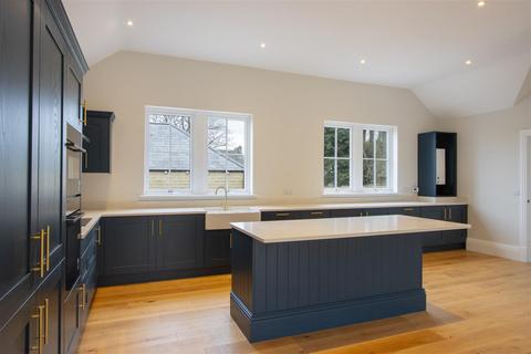 3 bedroom detached house for sale, Lime Grove, Ashover, Chesterfield