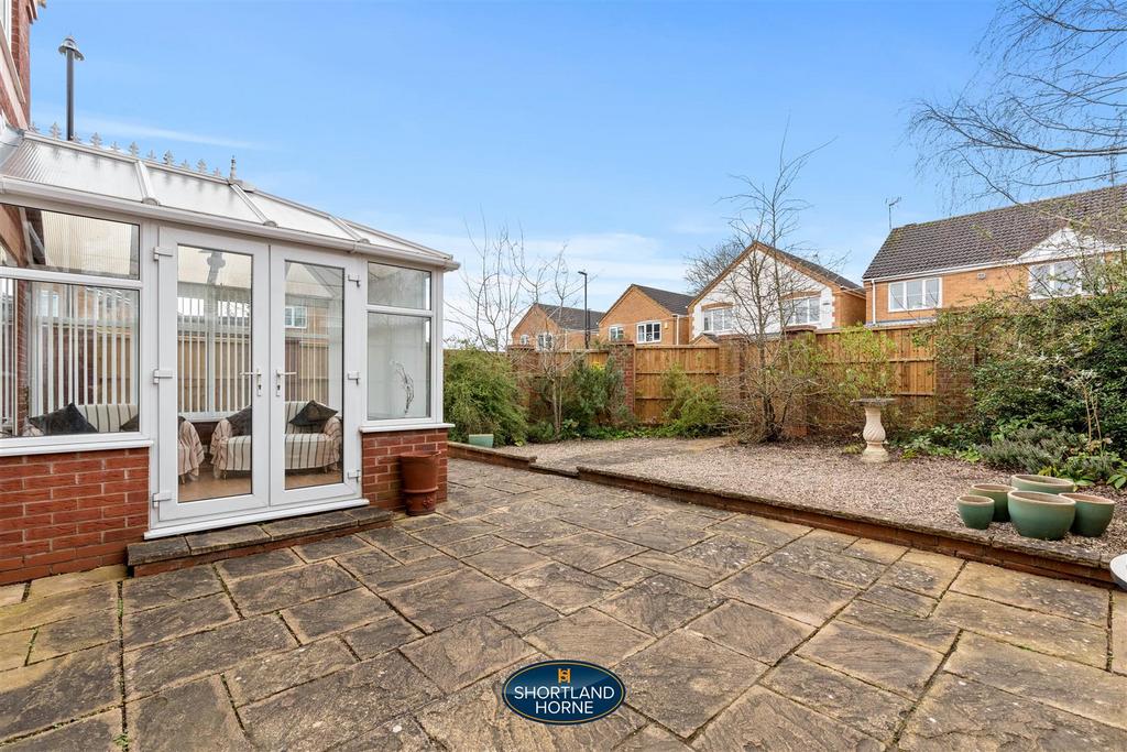 17 Greenleaf Close SH WM (21 of 25).jpg