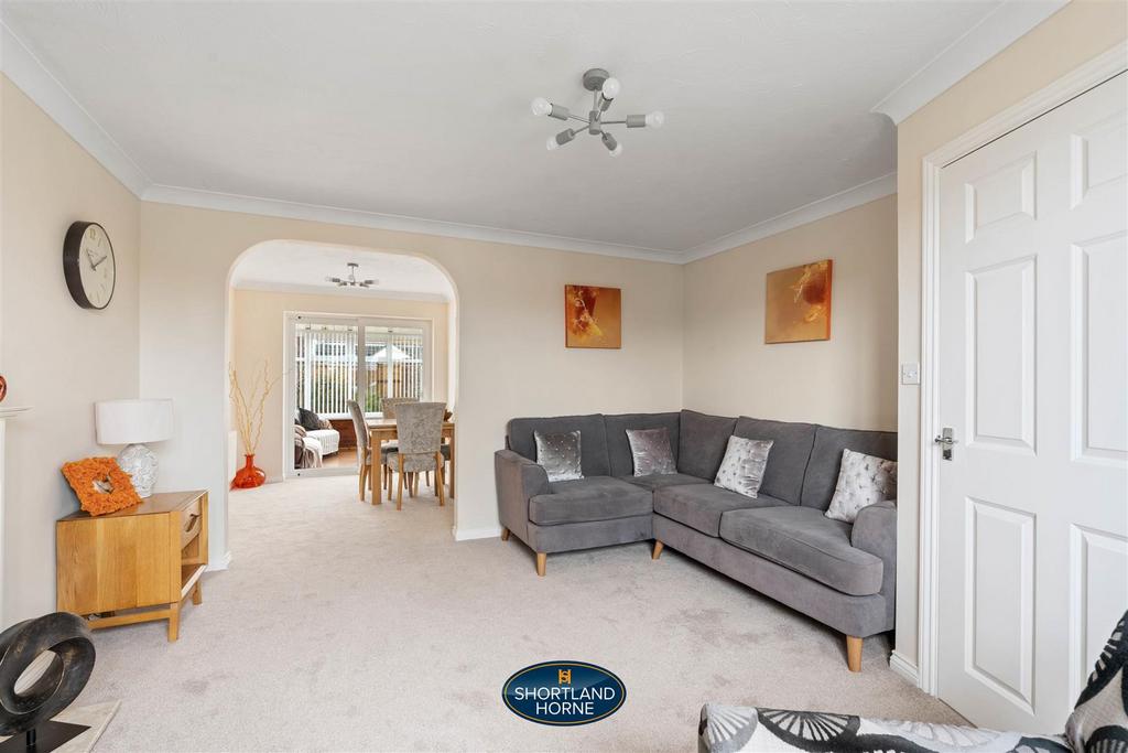 17 Greenleaf Close SH WM (18 of 25).jpg
