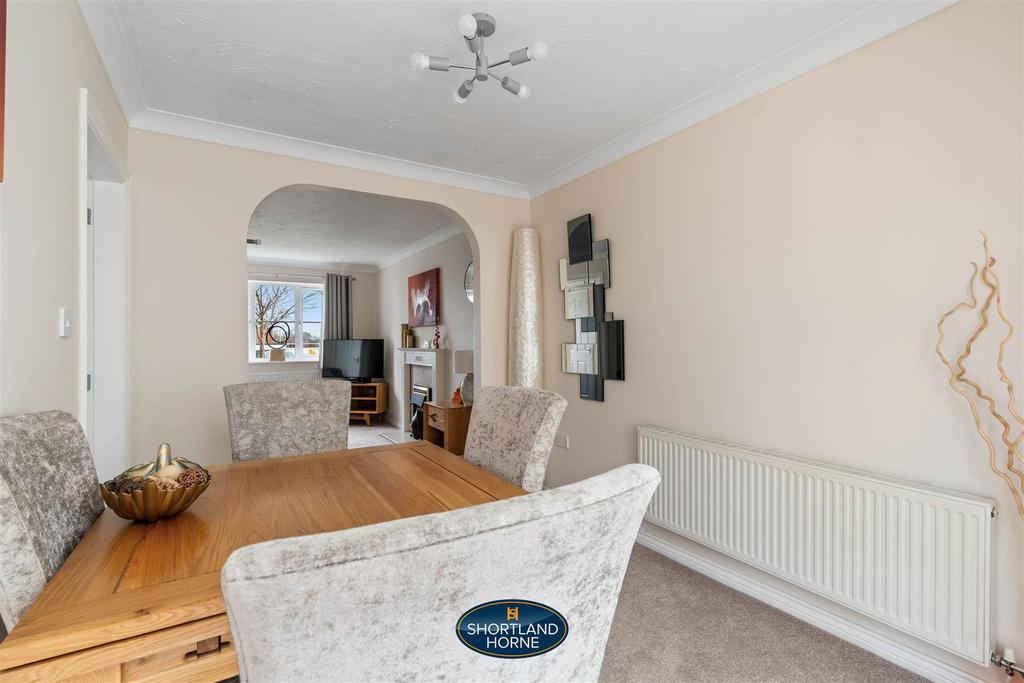 17 Greenleaf Close SH WM (15 of 25).jpg
