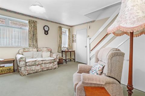 2 bedroom semi-detached house for sale, Freshfield Close, Hailsham