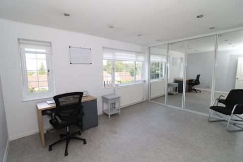 53 Leaves Green Road, Keston, BR2 6DE