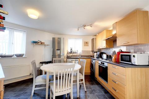 54 Cartwright Way, Beeston, Nottingham, NG9 1RL