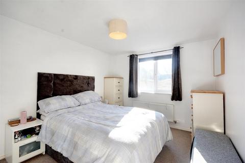 54 Cartwright Way, Beeston, Nottingham, NG9 1RL