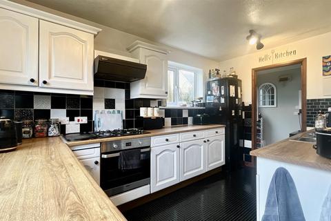 5 bedroom detached house for sale, School Close, Newquay TR7