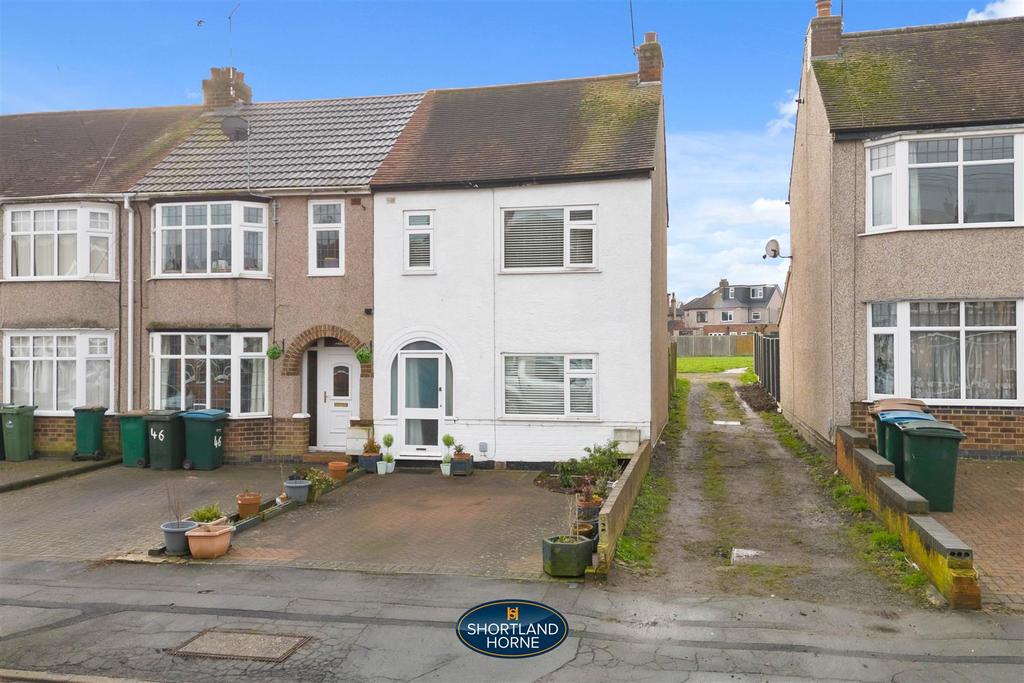 Crossway Road, Coventry CV3 3 bed end of terrace house for sale £265,000