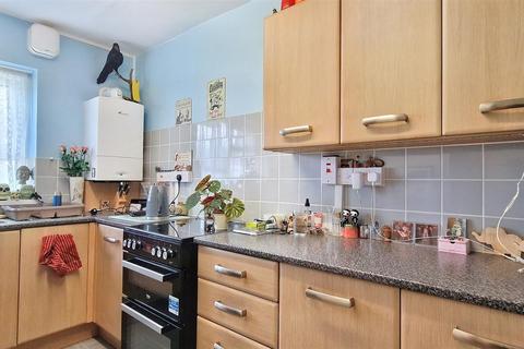351 Charter Avenue, Coventry, CV4 8BB