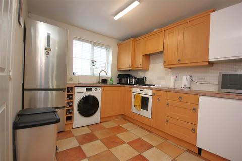 3 bedroom townhouse for sale - Lacemakers Court, Rushden NN10