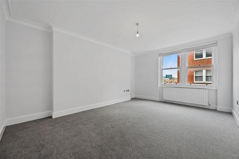 4 bedroom house to rent - Moscow Road, London