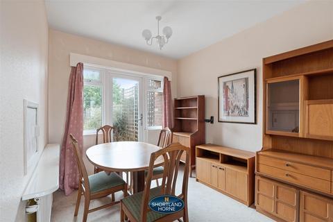 124 Arnold Avenue, Coventry, CV3 5NE