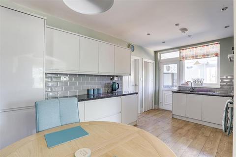 2 bedroom semi-detached house for sale, Langley Avenue, Arnold NG5